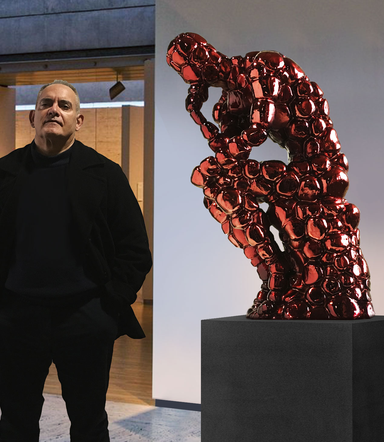 Pensador Rodin como excusa, rojo fuego 1M